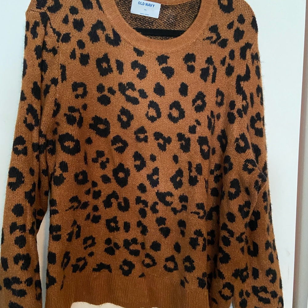 Leopard print comfy sweater